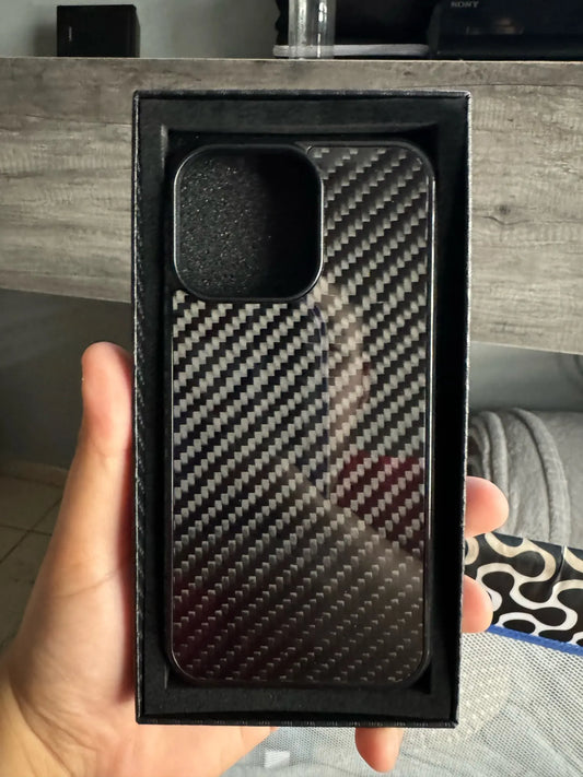 Essentials™ Carbon Cases