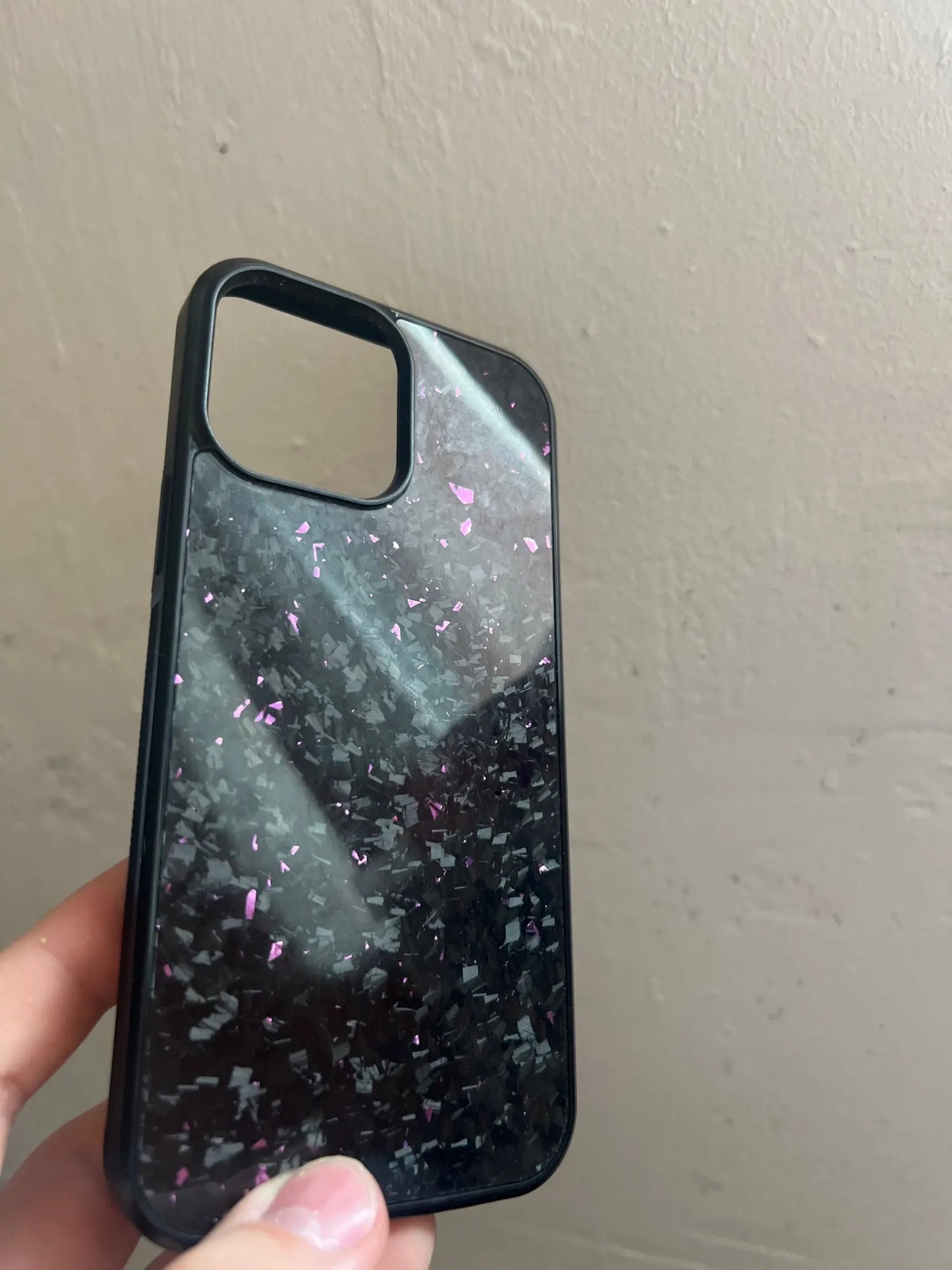Essentials™ Carbon Cases