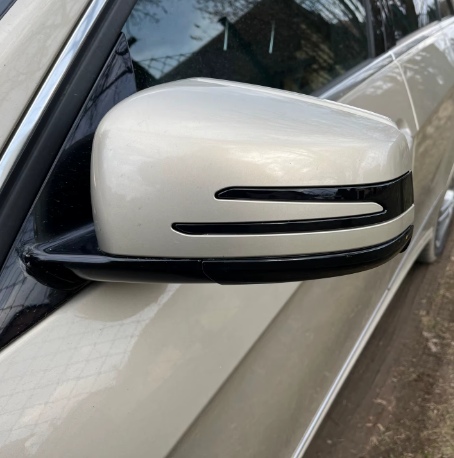 Mercedes Swiping Indicators