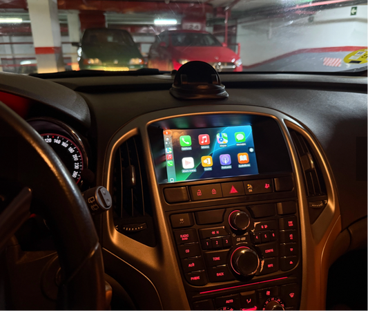 Essentials Vauxhall Astra Apple Carplay