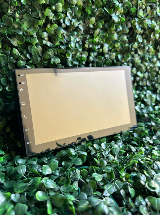 Essentials Universal Carplay Unit